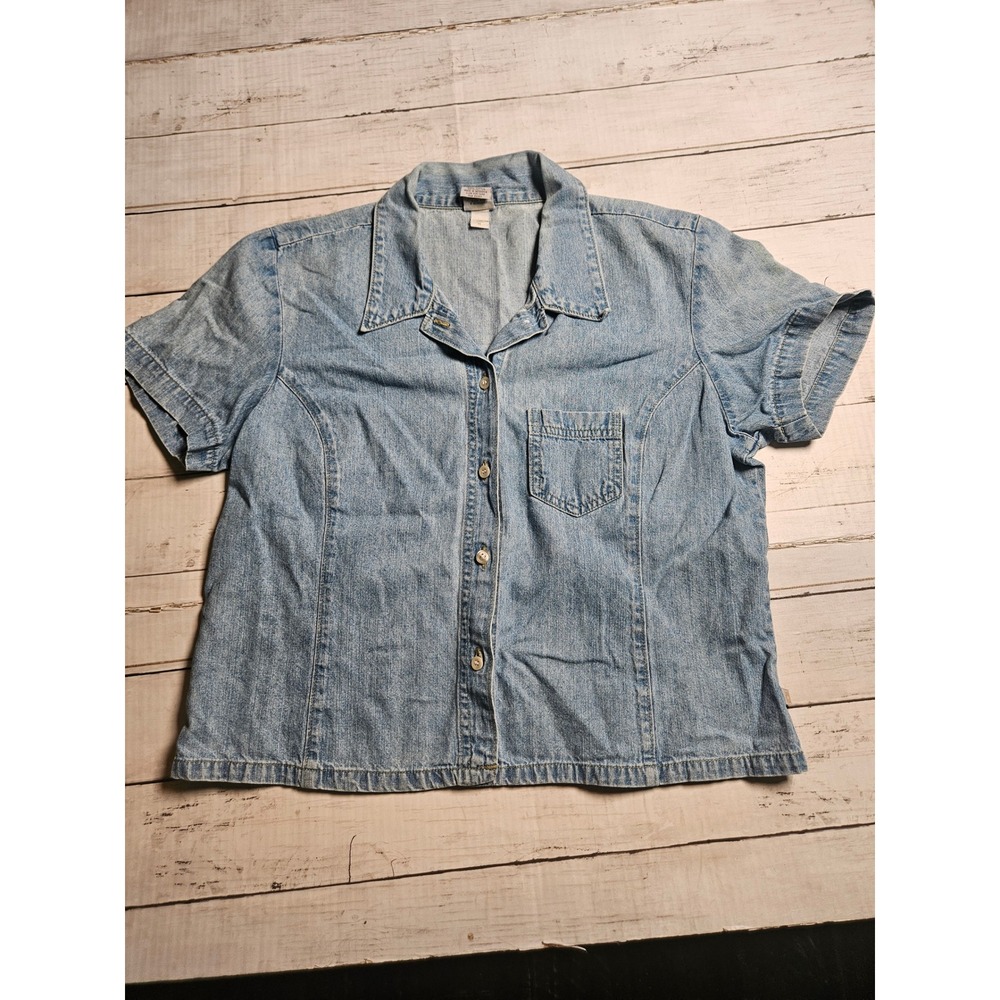 Old Navy Womens Light Wash Denim Short Sleeve Button Up Shirt Size Large Vintage